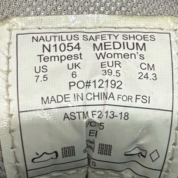 Nautilus Safety Composite Footwear Women’s Size 7.5 - Picture 5 of 6